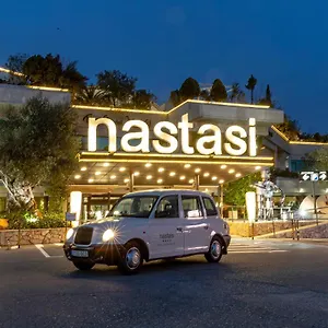 Nastasi & 4* Lleida