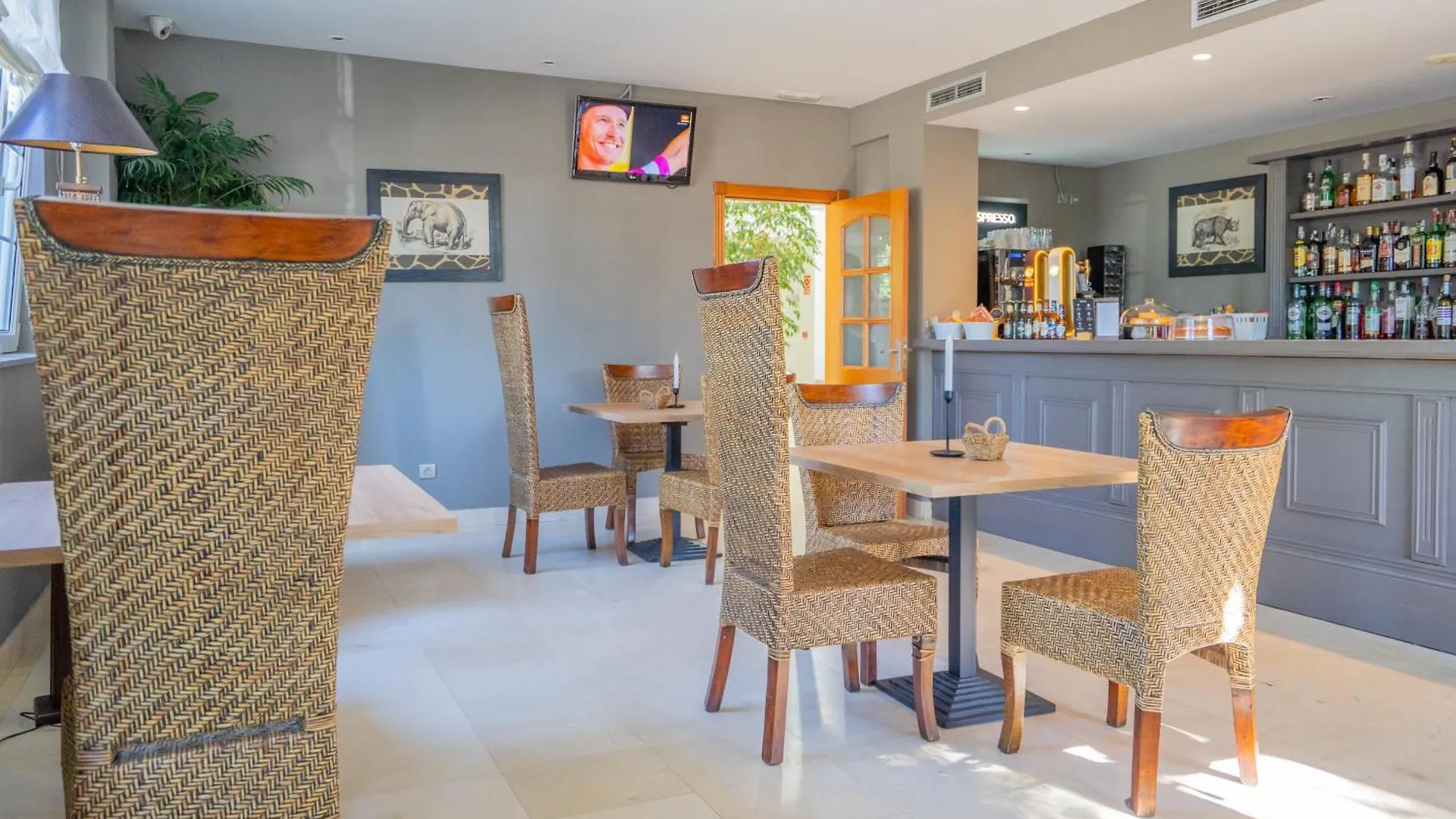 Hotel Torres de Somo